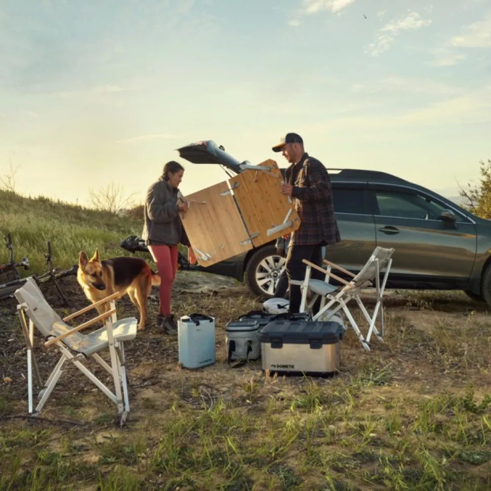 Dometic Compact Camp Table Bamboo Taitettava Retkipoyta