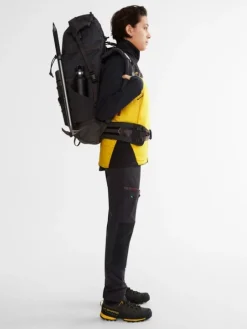 Klattermusen Grip 3.0 Backpack 40L Raven