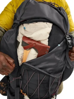 Klattermusen Ymer Rinkka 65 L 12 L, Raven
