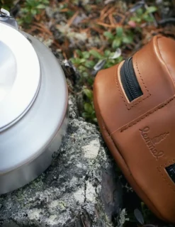 Lemmelkaffe Kahvipannu Nahkalaukulla