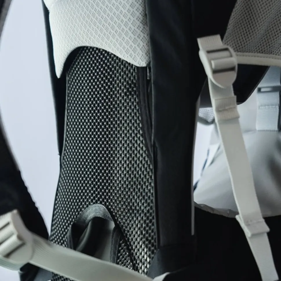 Osprey Poco Black Lapsenkantorinkka